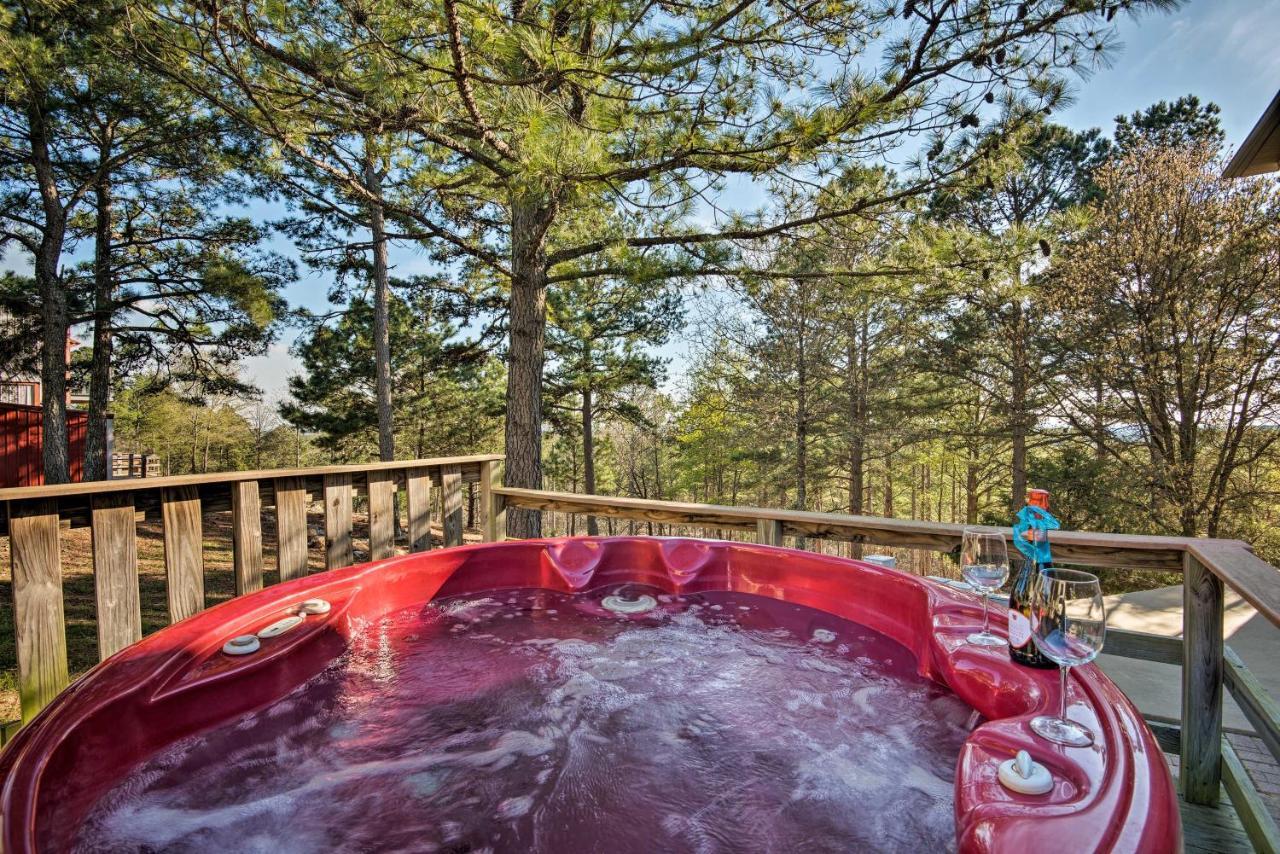 Broken Bow Cottage With Deck, Hot Tub And Fire Pit! Экстерьер фото