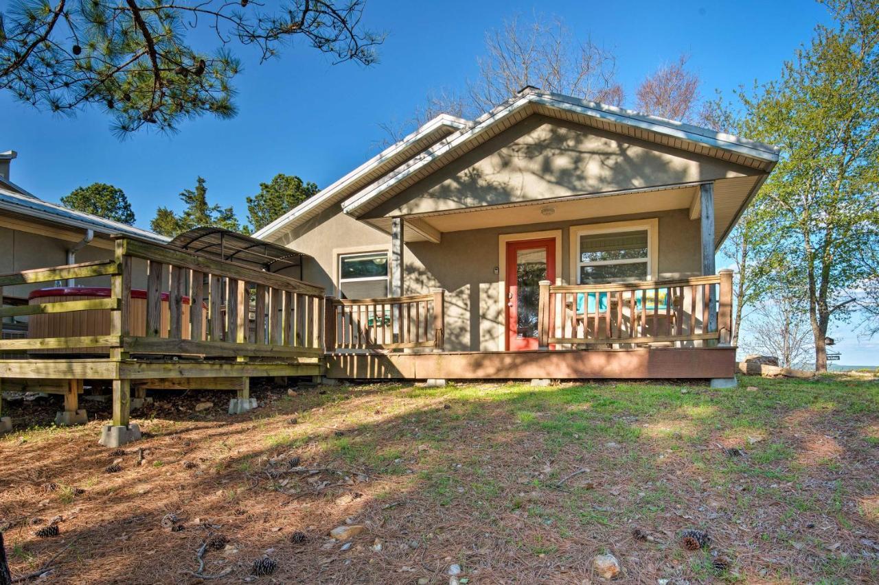 Broken Bow Cottage With Deck, Hot Tub And Fire Pit! Экстерьер фото